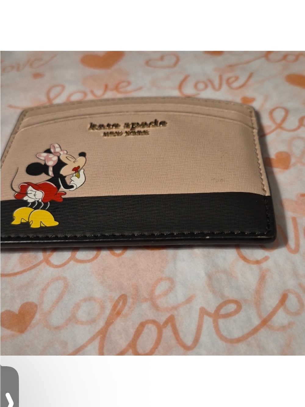 KATE SPADE
MINNIE MOUSE & DISNEY
COLLAB • Leather CC/ID
Wallet EUC - Picture 5 of 10